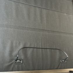 Adjustable base for Queen size mattress.