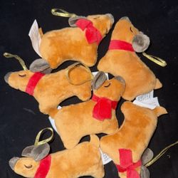 Set Of 7 Plush Dog Ornaments 