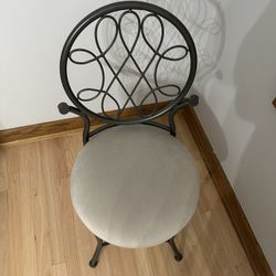 Vanity Chair
