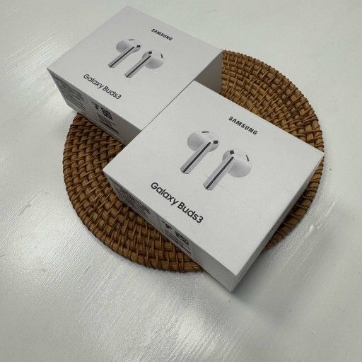 Samsung Galaxy Buds 3 Bluetooth Earbuds New - Pay $5 and the rest later