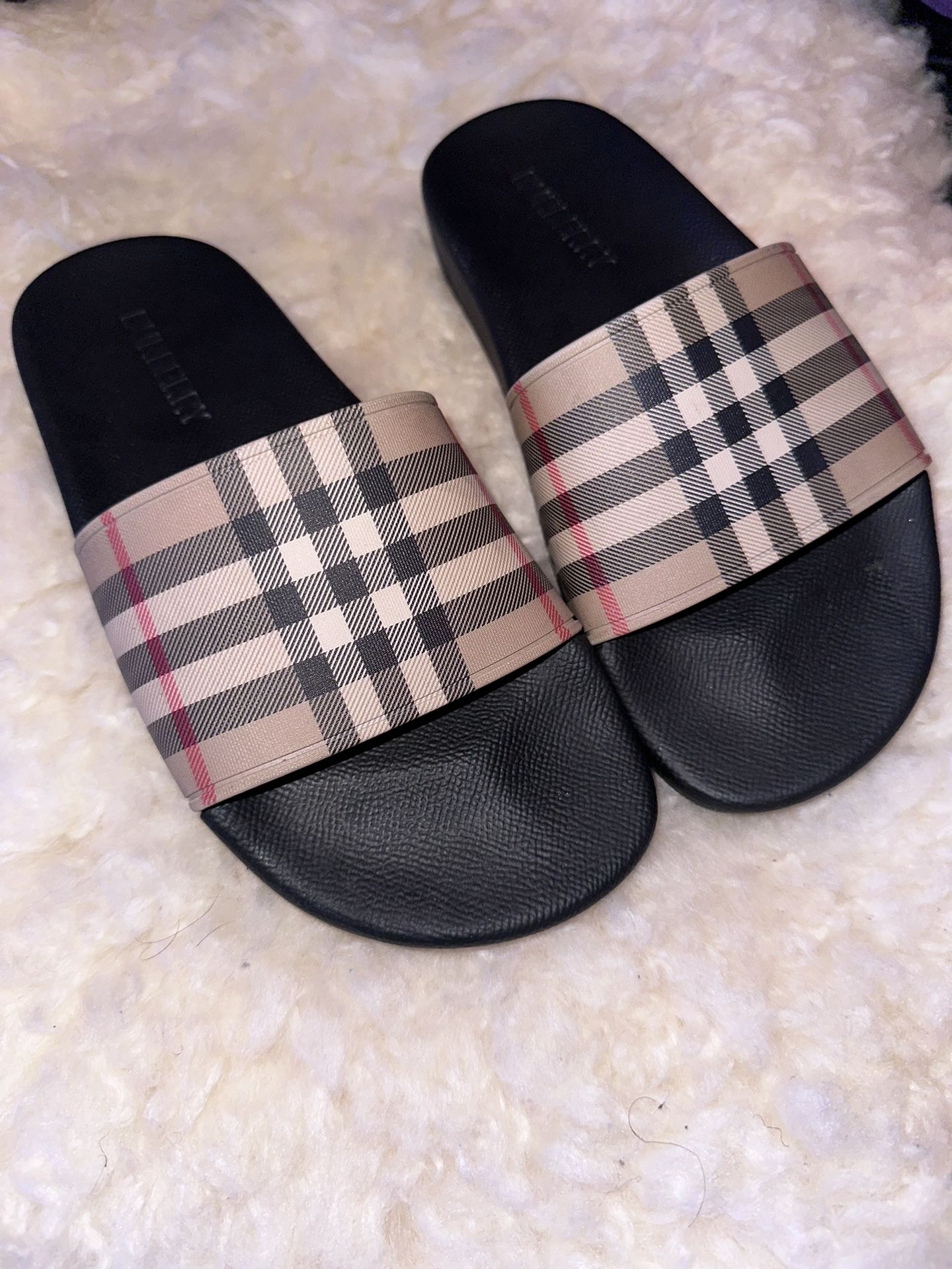 Burberry slides Size 36