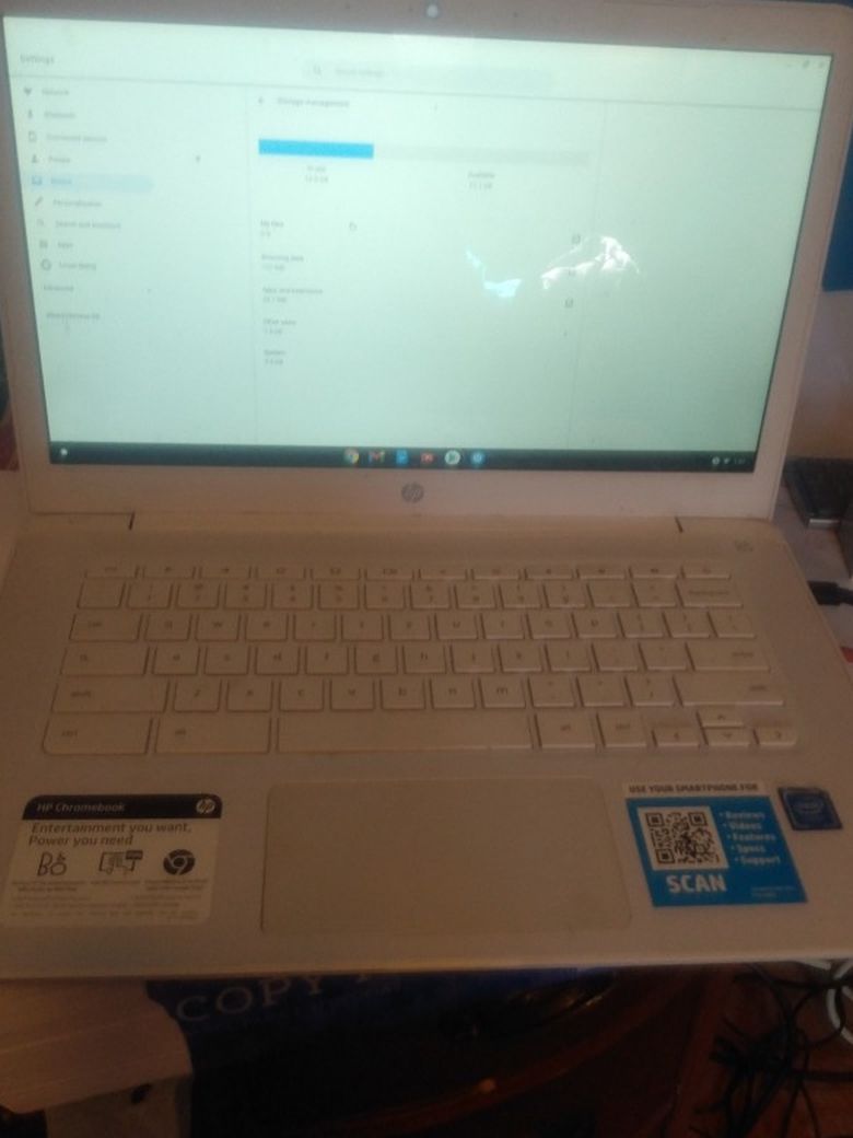HP Chromebook. Laptop.