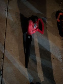Leaf blower