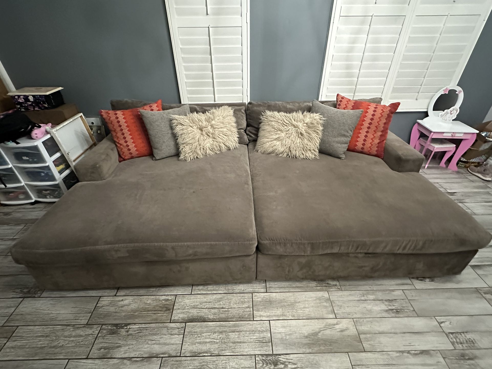 Large Sofa Chaise 