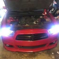 Dodge Charger Srt8 Partout