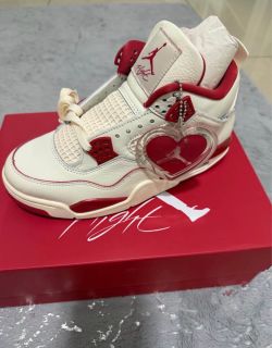 Jordan 4