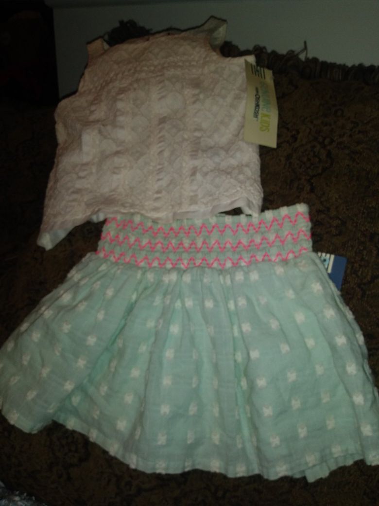 Shirt and skirt size 3t