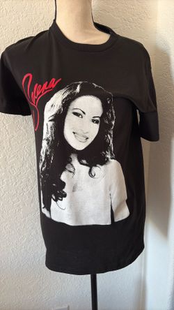 SELENA Graphic Tee