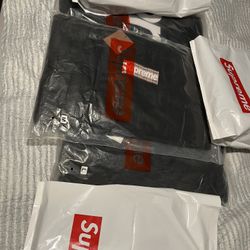 Supreme Hoodies 