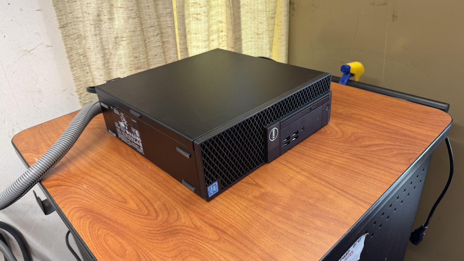 Dell Optiplex 3050 SFF: 16 GB Ram 240 GB Ssd