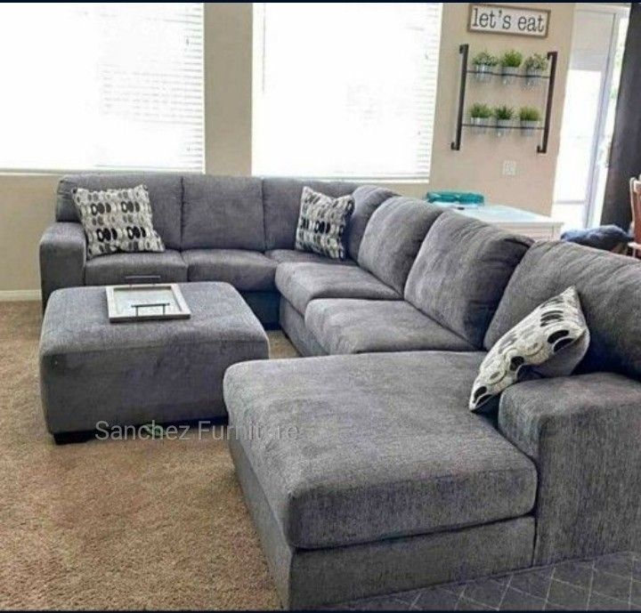 3 PIECES SECTIONAL COUCH SAME DAY DELIVERY By ASHLEY