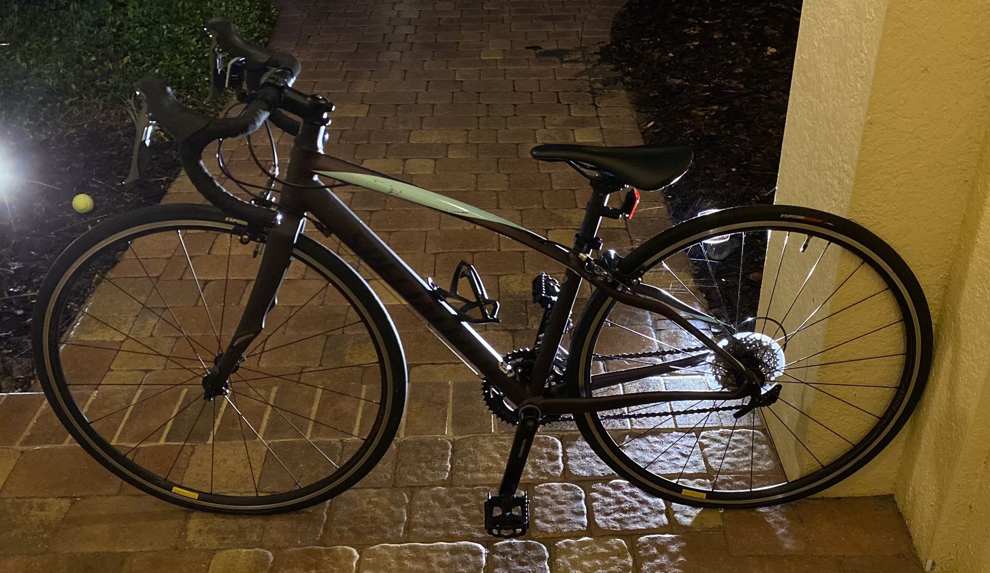 Specialized Dolce 2019 Size 44 