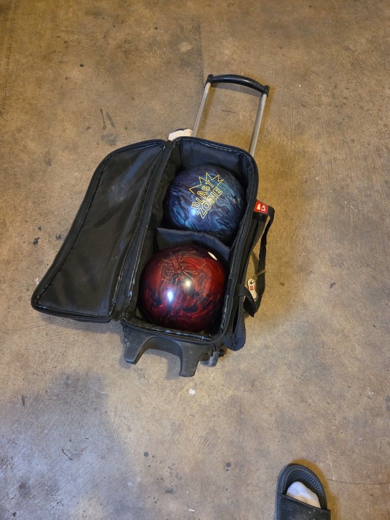 2 Bowling Balls With Brunswick Bag
