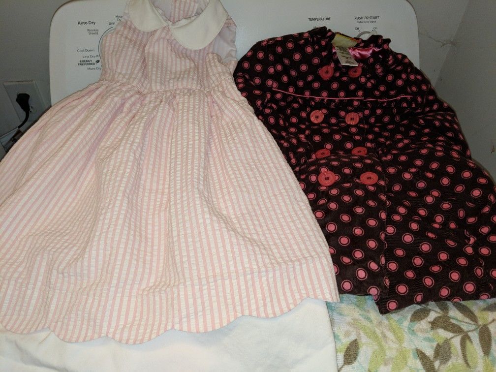 Girls size 4 & 5 dresses $5 each /5 for $20 / 10 for $35 all washed no stains too many for all pics