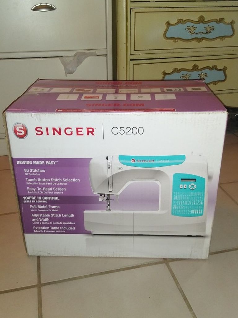 Singer C5200 Sewing Machine