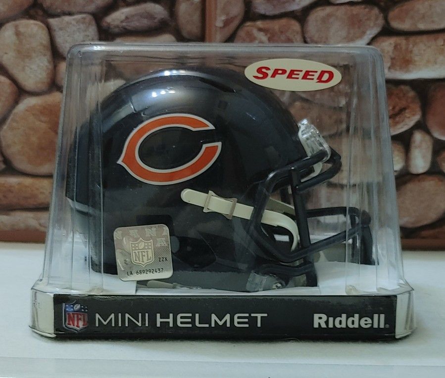 NEW RIDDELL LIMITED CHICAGO BEARS CHROME MINI HELMET 24K GOLD PLATED  FACEMASK for Sale in Hartford, CT - OfferUp