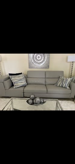 Leather Couch From Rooms 2 Go