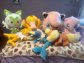 Pokemon plush lot