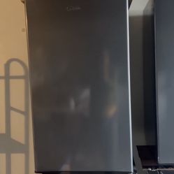 New Mini Fridge