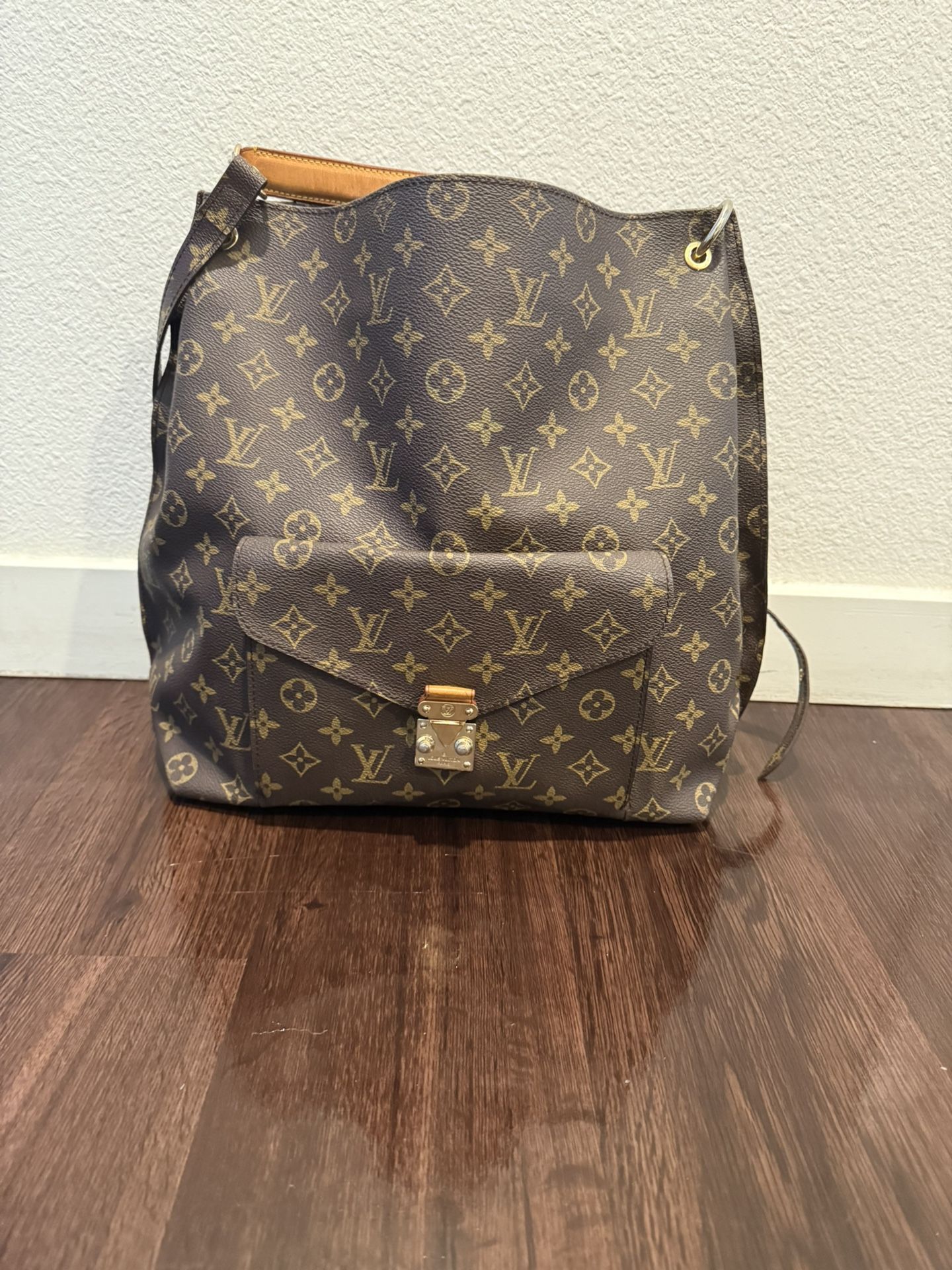 Louis Vuitton Bag