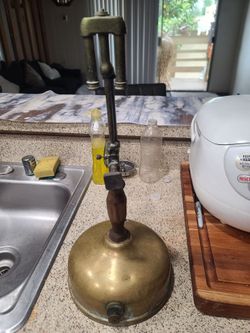 VTG THE AKRON LAMP CO. Gas Table Lamp