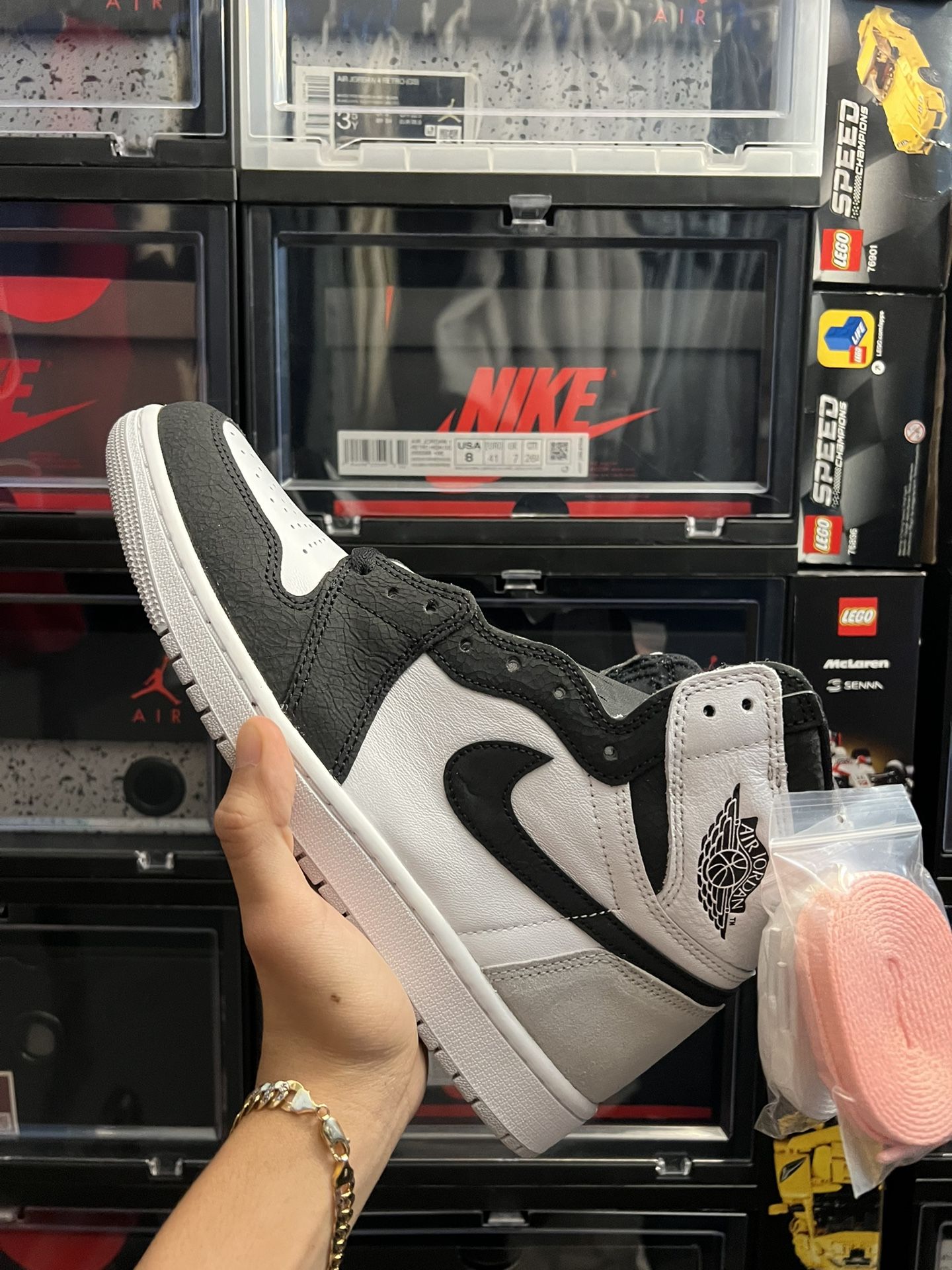 Jordan 1 Bleached Coral