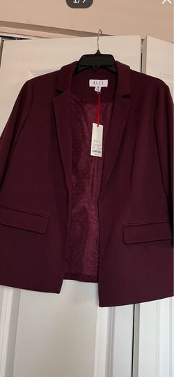 Its brand new Jacket in size Medium the color is burgundy