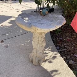 Petite Solid Concrete Birdbath with Colorful Bird.  (Johnstown Ohio)