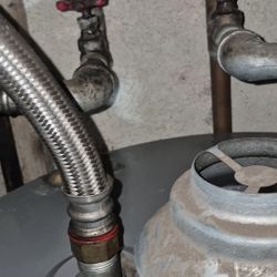 Ocupo Quien Cambie Valvulas De Boiler Y Solde Pipa De Cobre