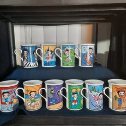 Assortment Of  11 vintage BETTY BOOP Mugs