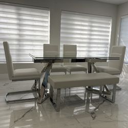 Extendable Glass Dinning Table