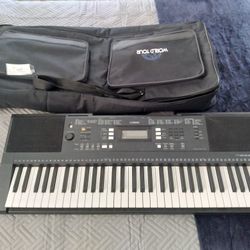 Yamaha PSR-E343 Keyboard with KC18S10 Gig Bag