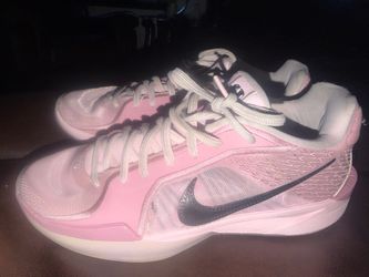 pink sabrina 2’s