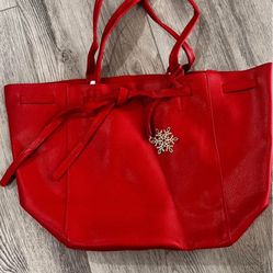 💄 Elizabeth Arden Red Tote Bag – Elegant & Spacious