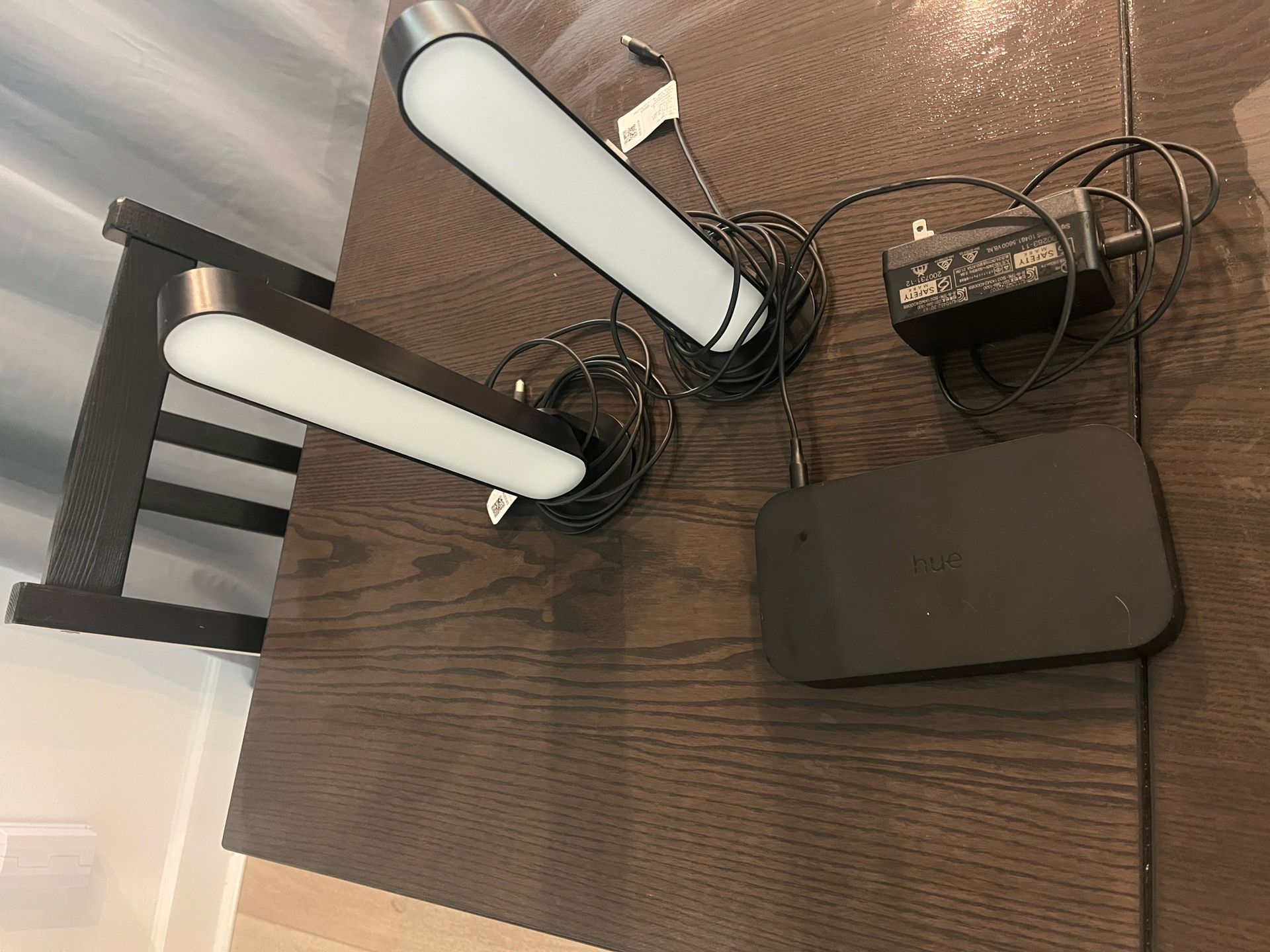 Phillips Hue Play HDMI Sync Box (supports 4K) & Light Bars