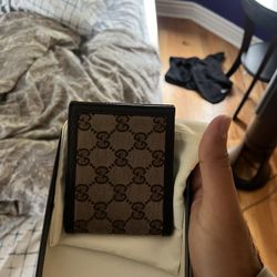 Double G Gucci Wallet 