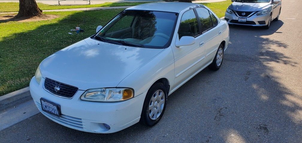 2000 Nissan Sentra