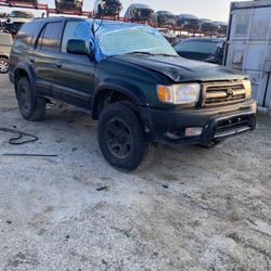 Auto Parts 1999 Toyota 4 Runner Limited 