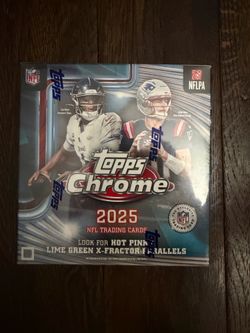 Topps Chrome NFL Football 2025 MEGA Box Factory Sealed