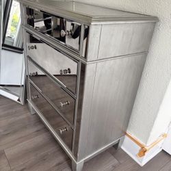 Mirror Chest 