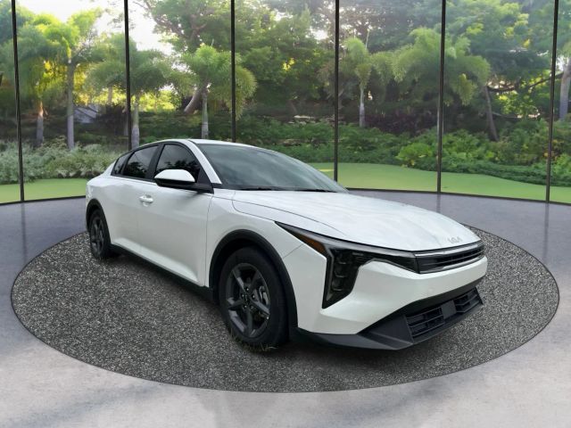 2025 Kia K4