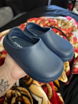 Cat and Jack clogs BRAND NEW