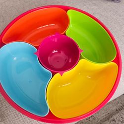 Plastic segmented server