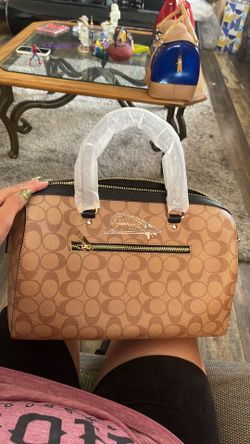 Zapatos y carteras