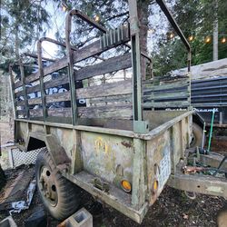 M105A2 Military trailer with Title 1.5 ton utility heavy hauler