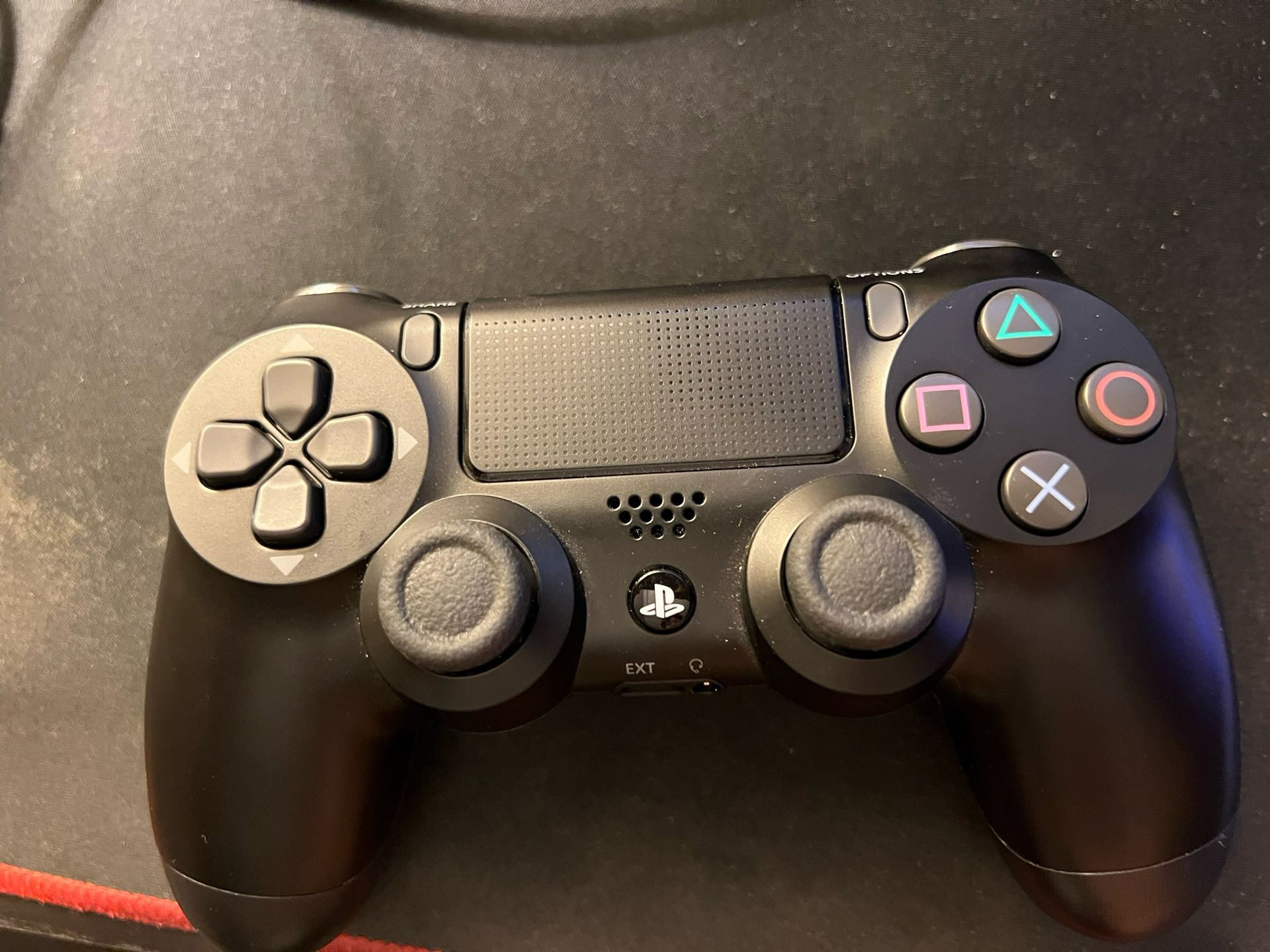PS4 Controller
