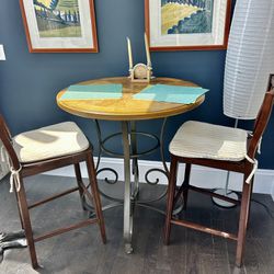 Bistro Table + 2 Chairs
