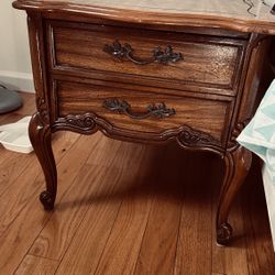 Basset Furniture End Tables (2x)