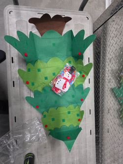Felt Christmas Tree Wall Hanging with Ornaments