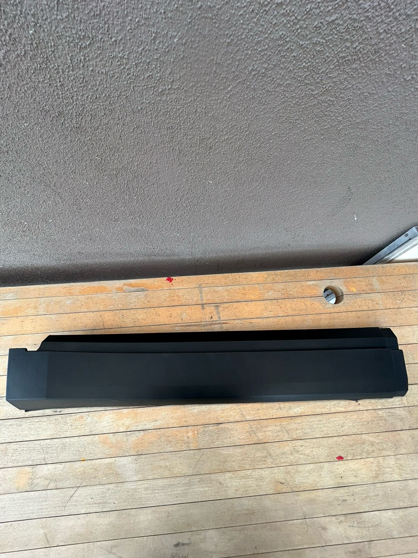 2021-2025 Escalade-Tahoe-Yukon Right Side Rocker Molding